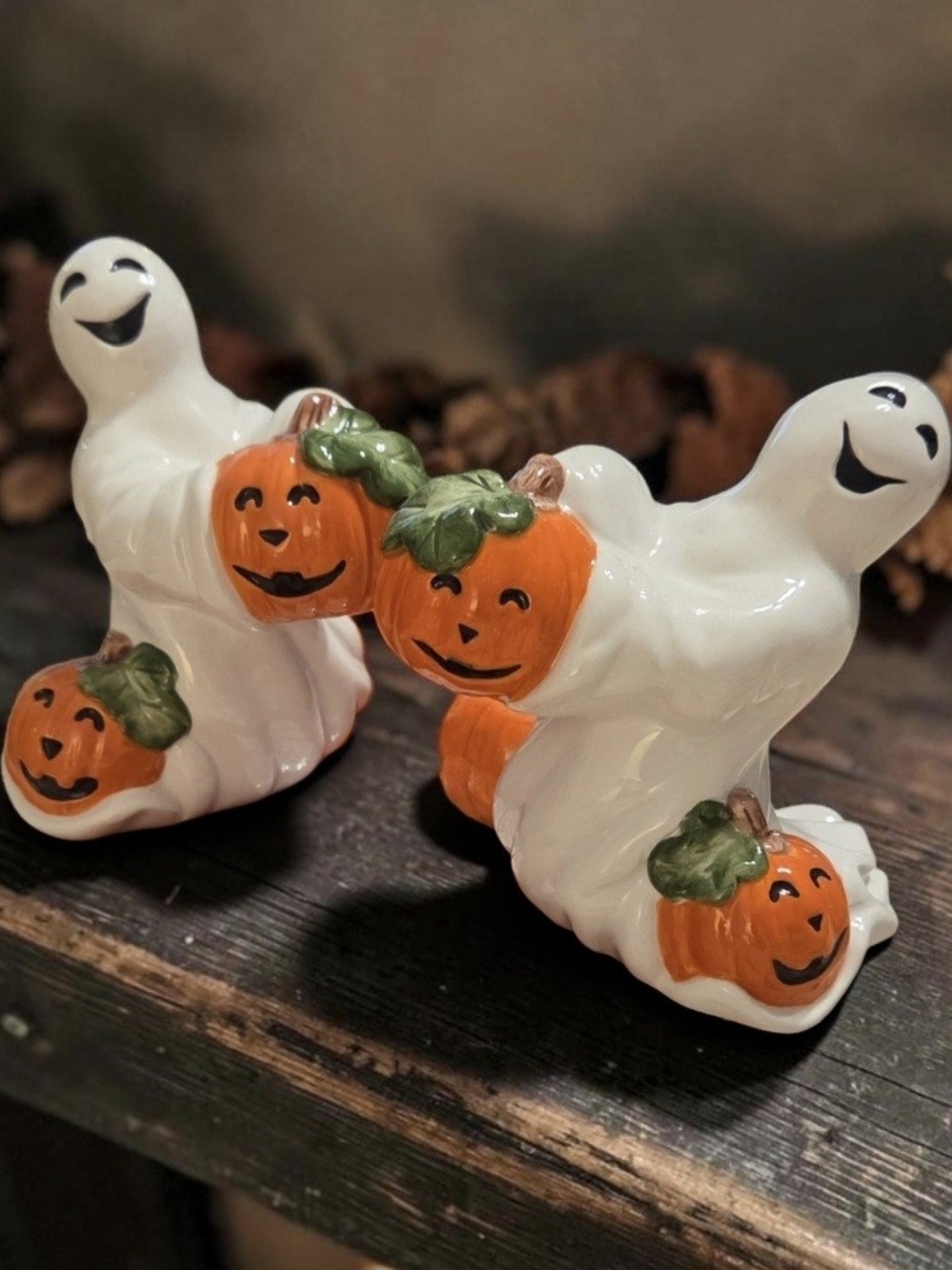 Fitz and Floyd White Ghosts with Orange Pumpkin Accents Ceramic Figurines Omnibu